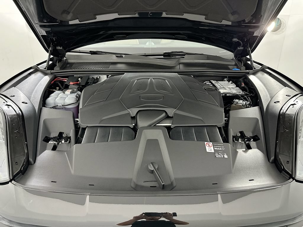 New 2026 Porsche Cayenne AWD/4WD image 32