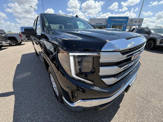 New 2026 GMC Sierra 1500 SLE image 16