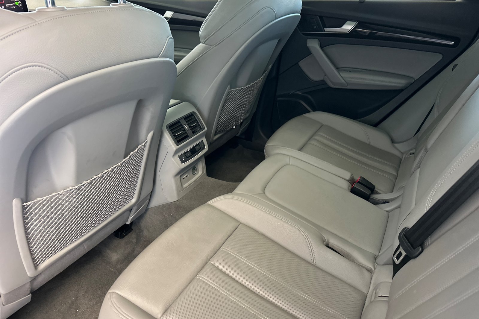 Used 2020 Audi Q5 e Prestige w/ Prestige Package AWD/4WD image 12
