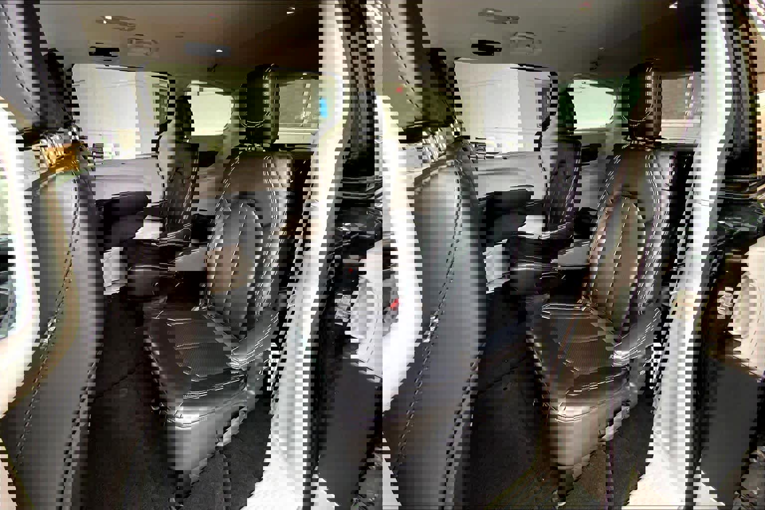 Used 2023 Chrysler Pacifica Touring-L FWD image 20