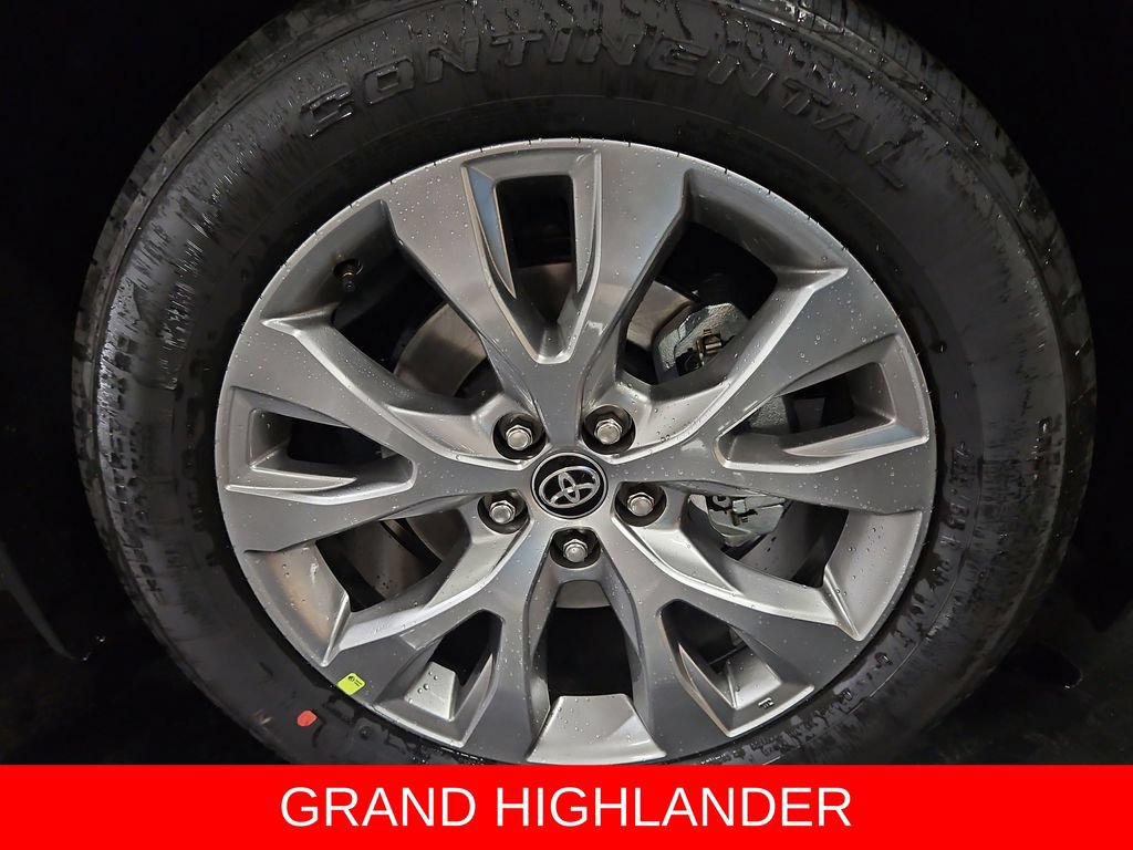 New 2026 Toyota Grand Highlander AWD image 13