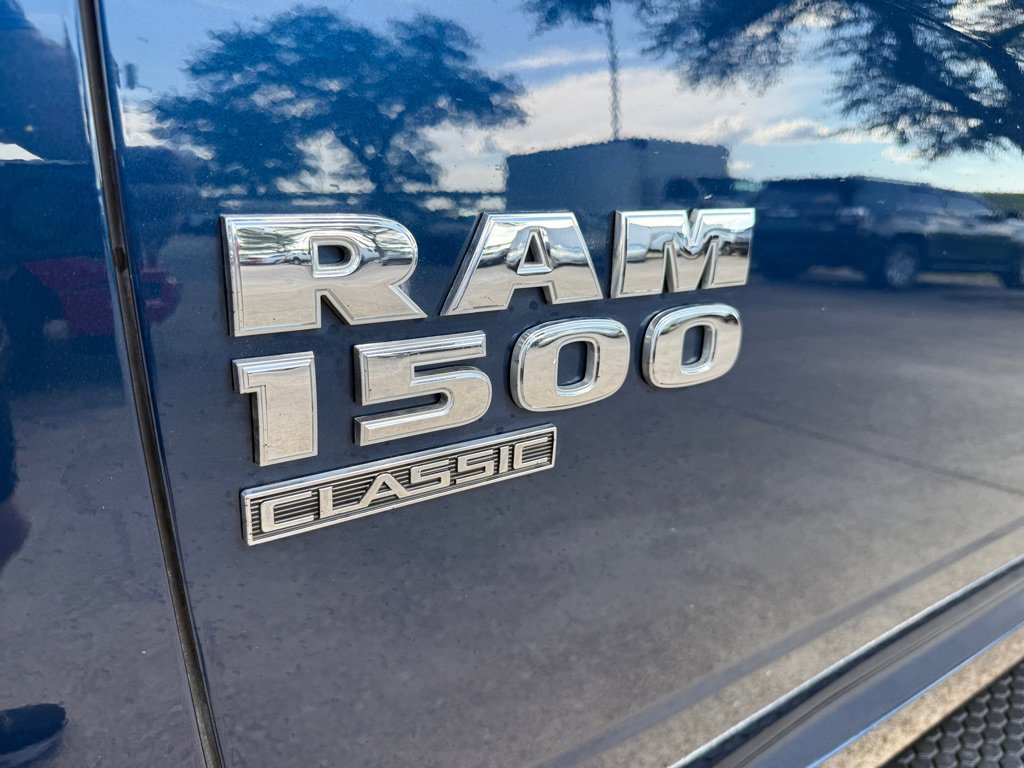 Used 2021 RAM 1500 Classic SLT image 11