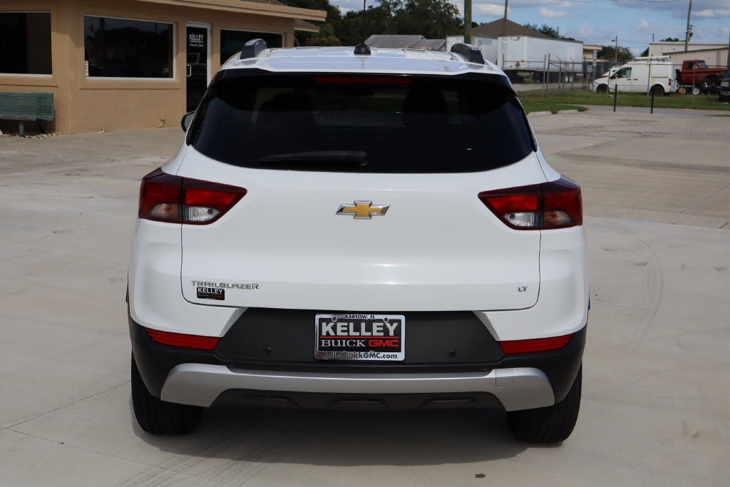 Used 2023 Chevrolet TrailBlazer LT FWD image 8