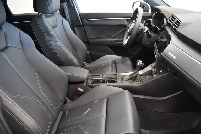 Used 2024 Audi Q3 2.0T Premium Plus image 19