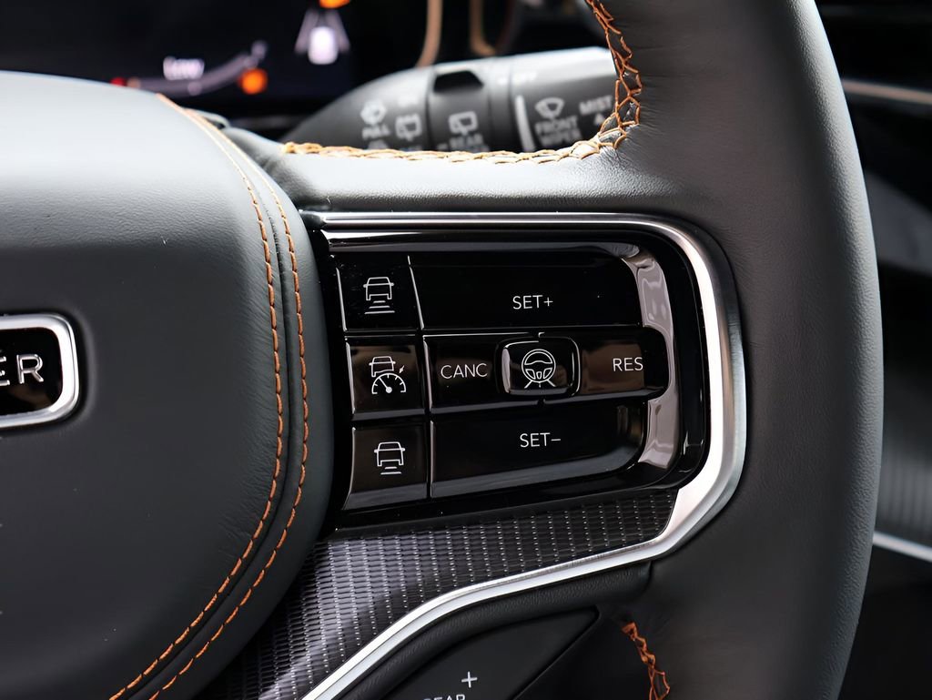 Used 2024 Jeep Grand Wagoneer Series III w/ Rear Seat Video Group 1 image 37