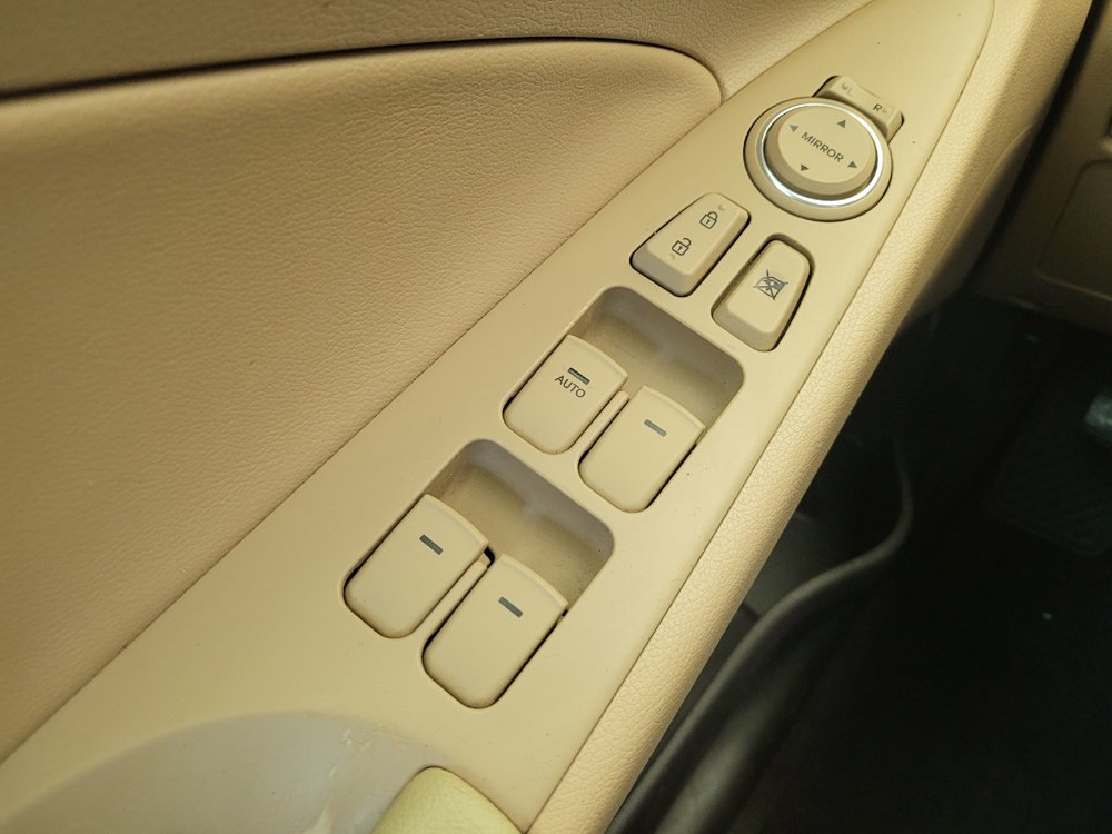 Used 2014 Hyundai Sonata Limited w/ Technology Package 06 FWD image 27