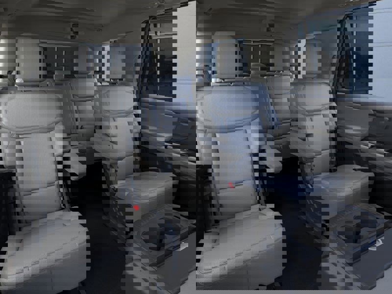 New 2025 Ford Expedition Active image 12