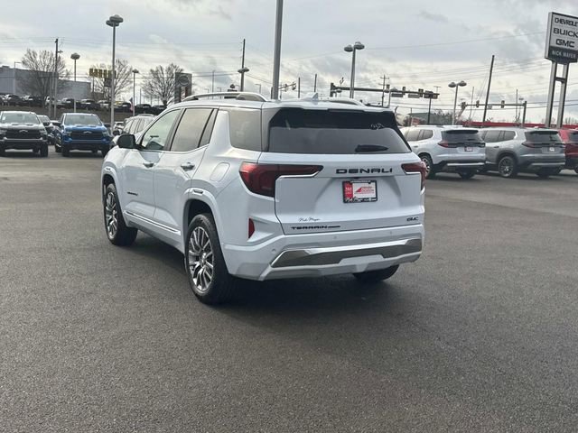 New 2026 GMC Terrain Denali w/ LPO, Black Badging Package image 6