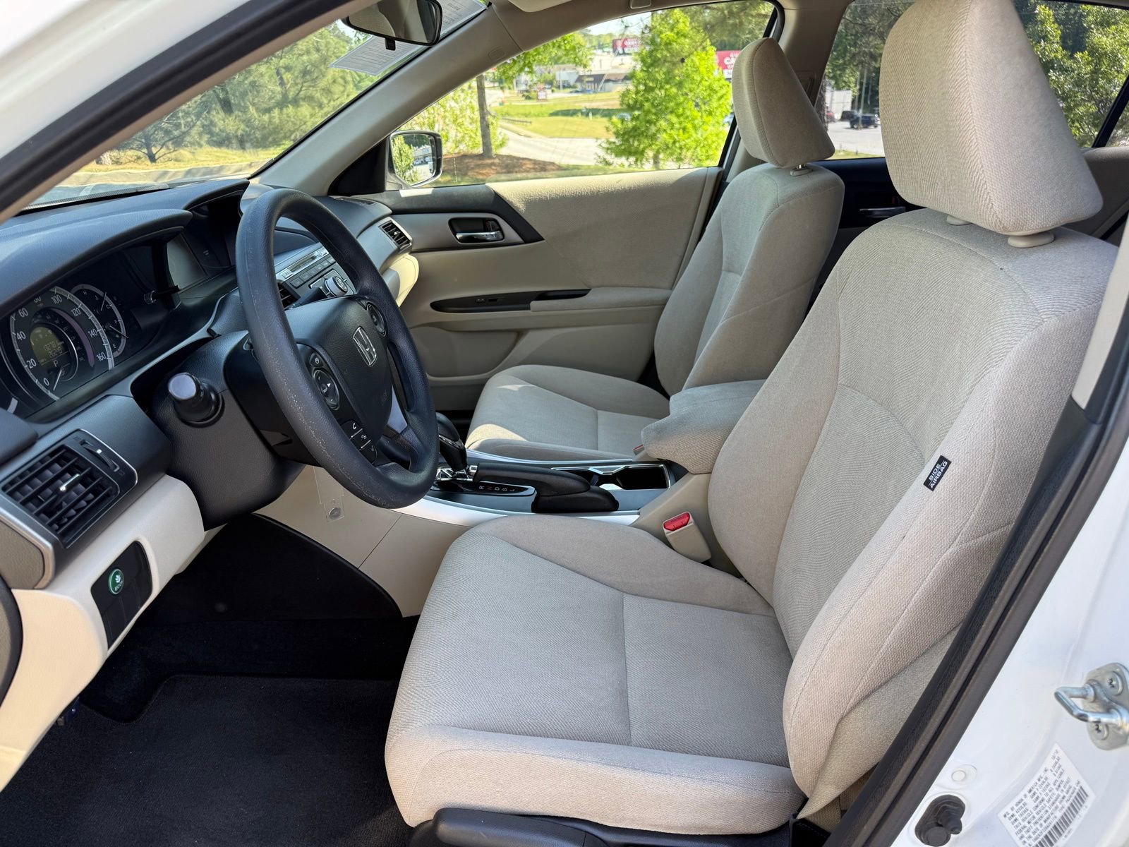 Used 2013 Honda Accord LX image 33