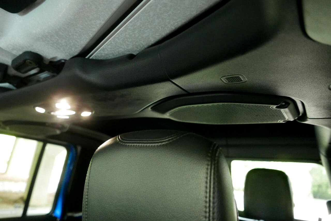 Used 2020 Jeep Gladiator Overland image 21