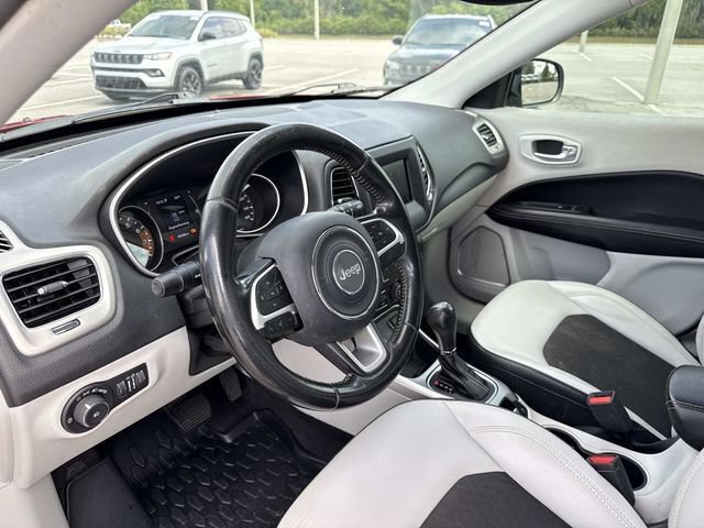 Used 2020 Jeep Compass Latitude FWD image 21