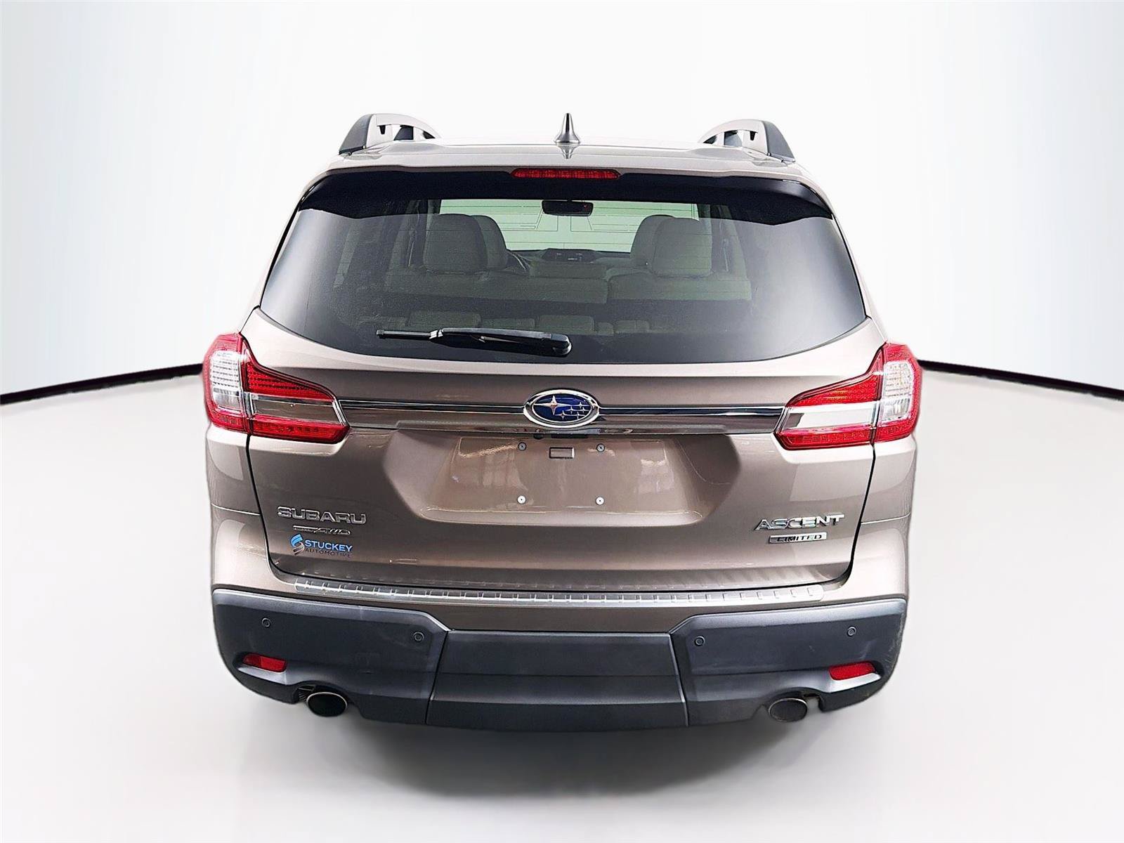 Used 2021 Subaru Ascent Limited w/ Technology Package AWD/4WD image 10