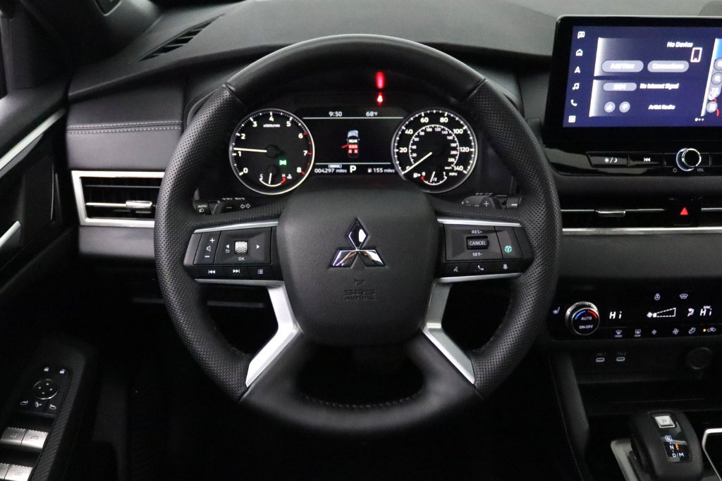 Used 2026 Mitsubishi Outlander AWD image 22