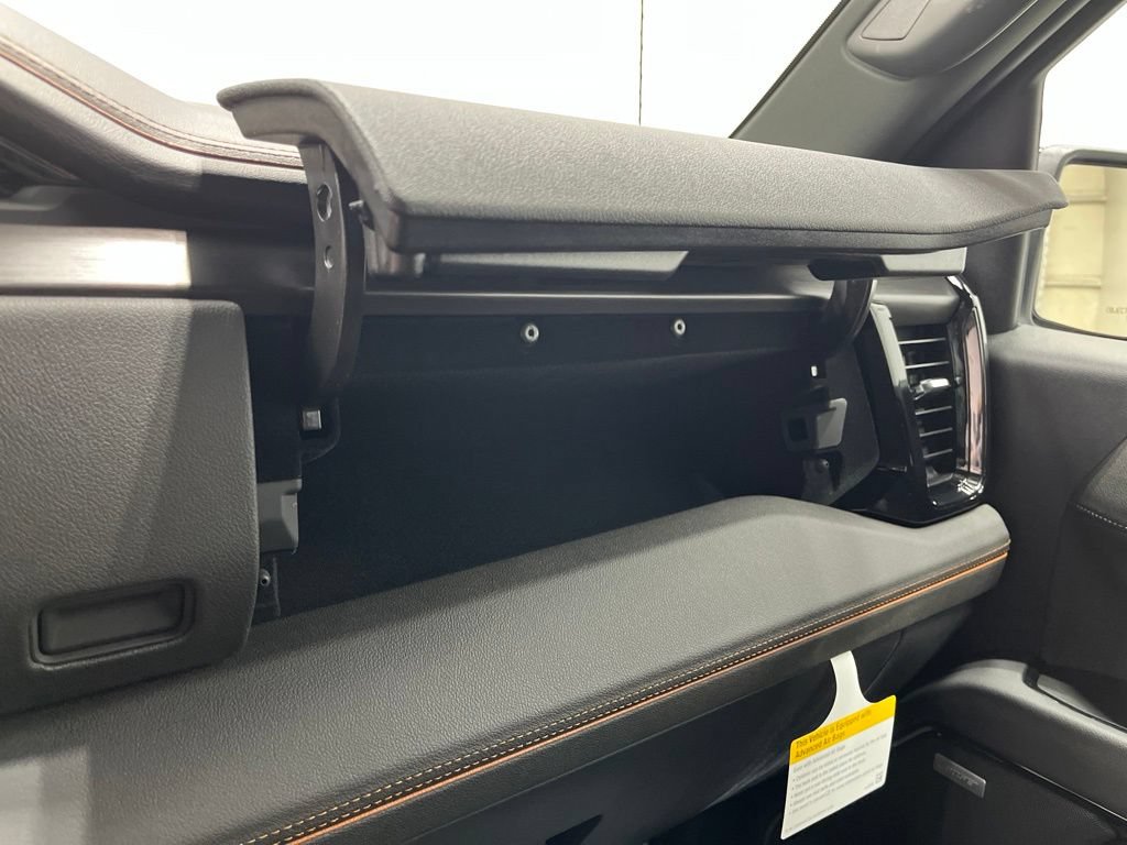New 2026 GMC Sierra 1500 AT4 w/ AT4 Premium Package AWD/4WD image 21