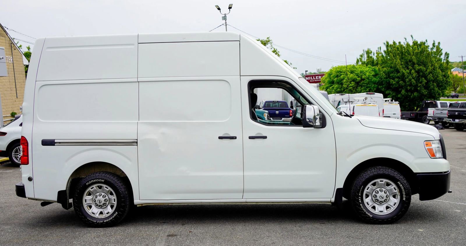 Used 2021 Nissan NV 2500 SV w/ Navigation Package RWD image 7