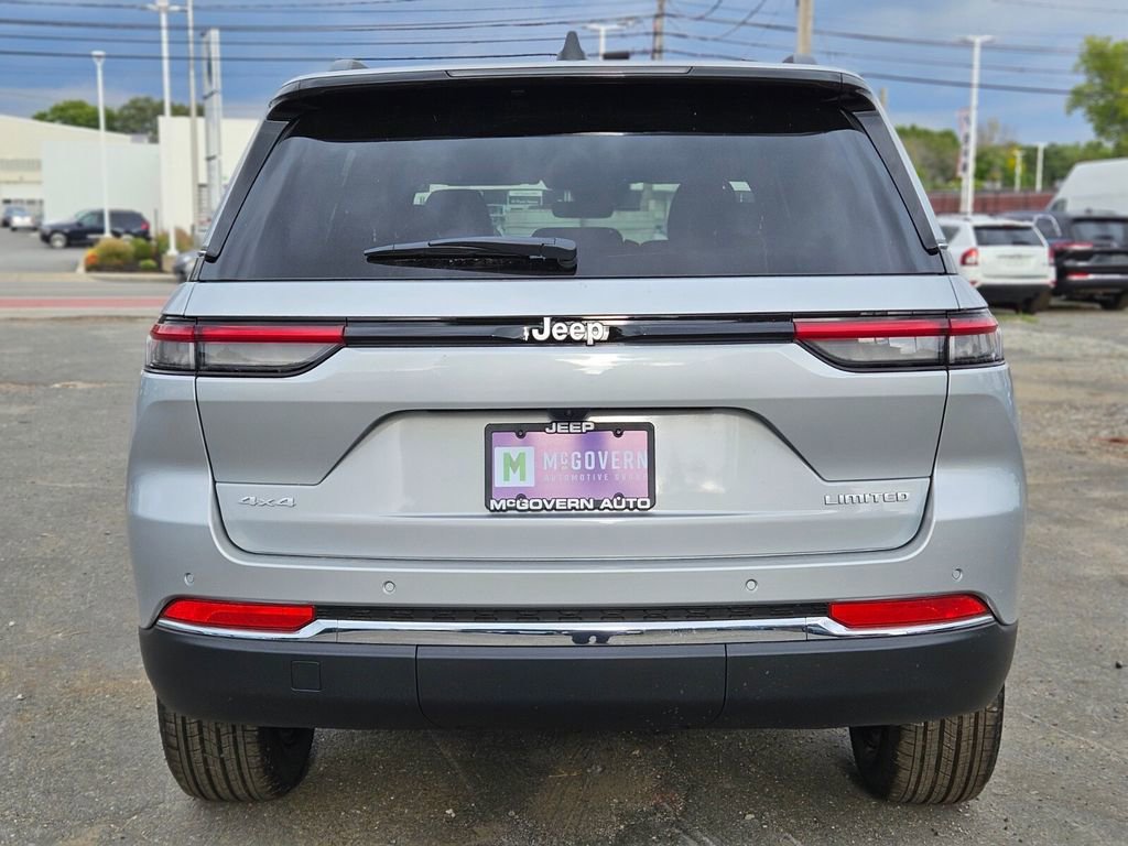 New 2025 Jeep Grand Cherokee Limited image 4