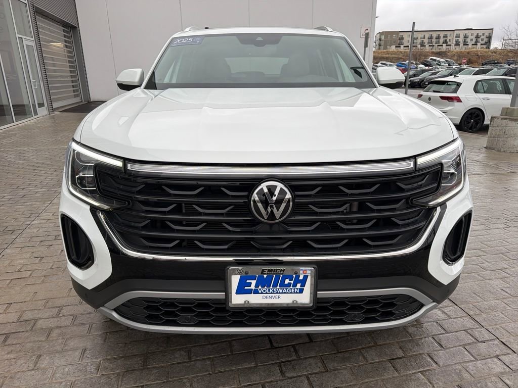Used 2025 Volkswagen Atlas Cross Sport SE image 9