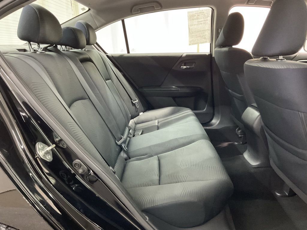 Used 2015 Honda Accord LX image 25