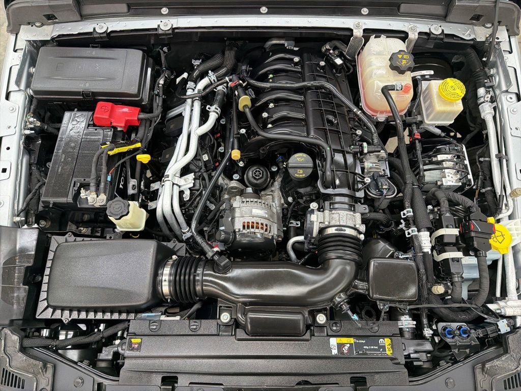 Used 2023 Jeep Gladiator Sport image 10