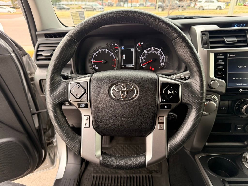 Used 2024 Toyota 4Runner SR5 AWD/4WD image 13