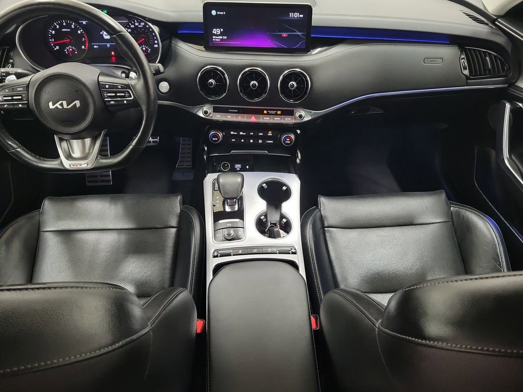 Used 2022 Kia Stinger GT2 image 16