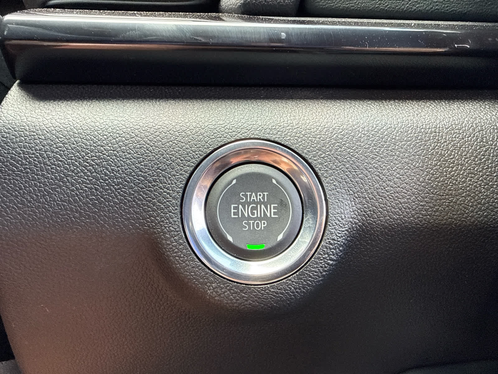 New 2027 GMC Terrain AT4 w/ Technology Package II AWD/4WD image 20