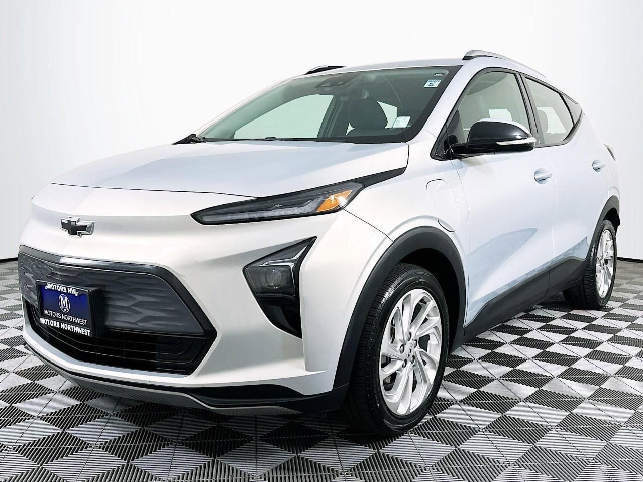 Used 2023 Chevrolet Bolt EUV LT FWD image 5