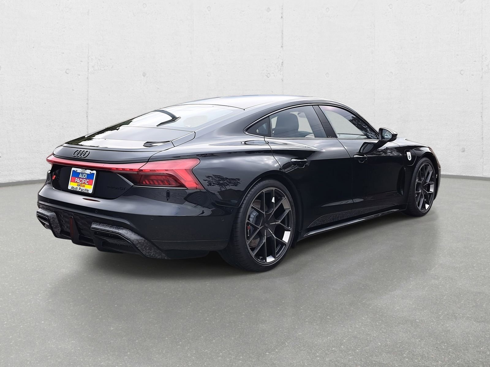 New 2026 Audi RS e-tron GT performance image 5