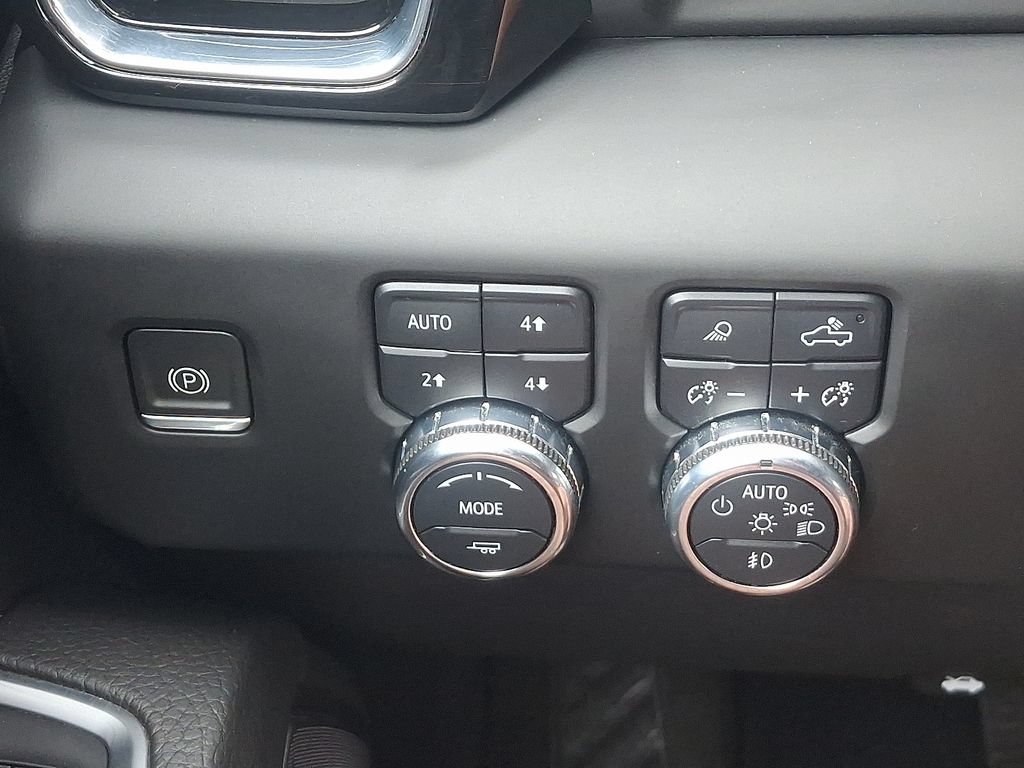 Used 2022 GMC Sierra 1500 Denali AWD/4WD image 24
