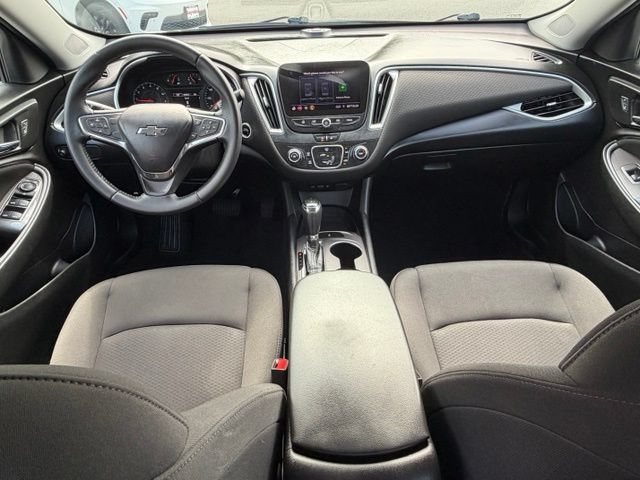Used 2020 Chevrolet Malibu RS FWD image 3