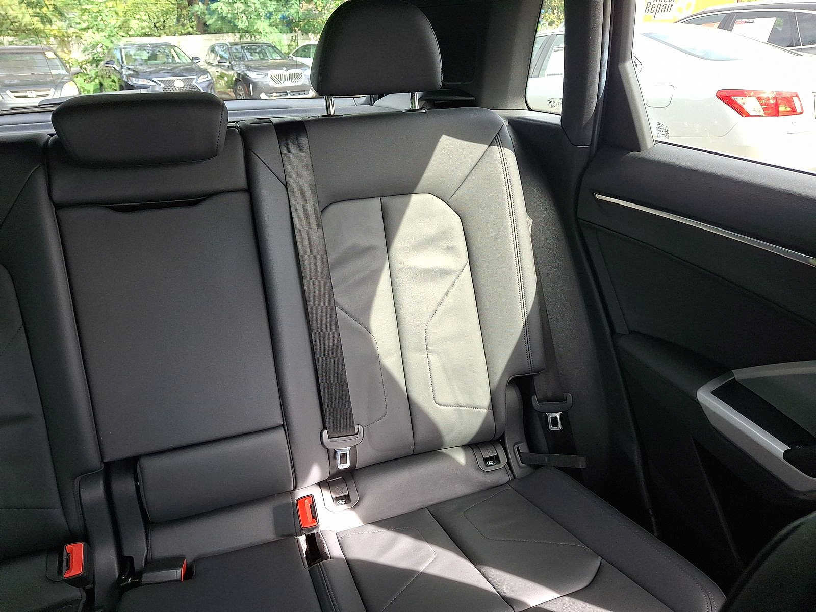 Certified 2022 Audi Q3 2.0T Premium AWD/4WD image 14