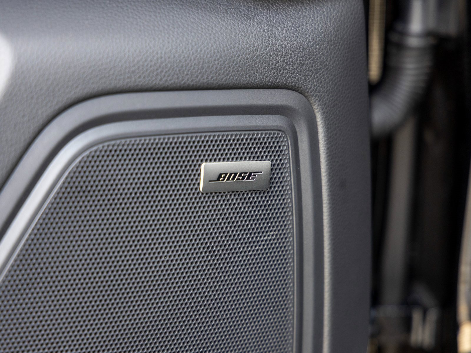 Certified 2025 Porsche Macan image 26