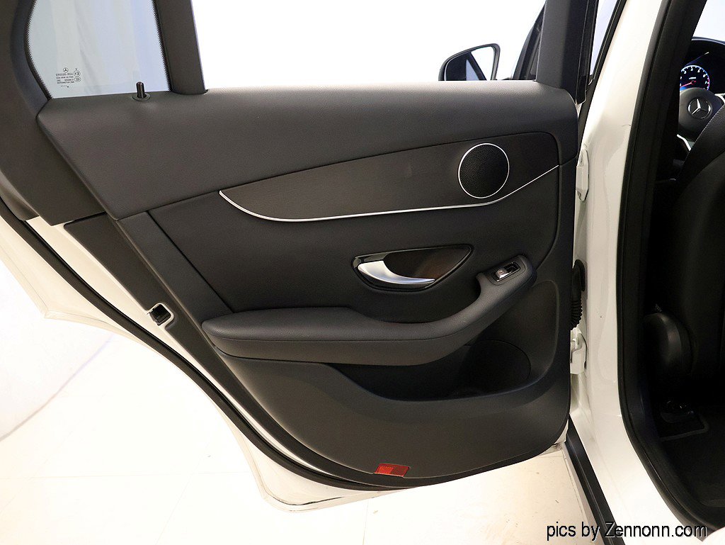 Used 2021 Mercedes-Benz GLC 300 GLC 300 image 26