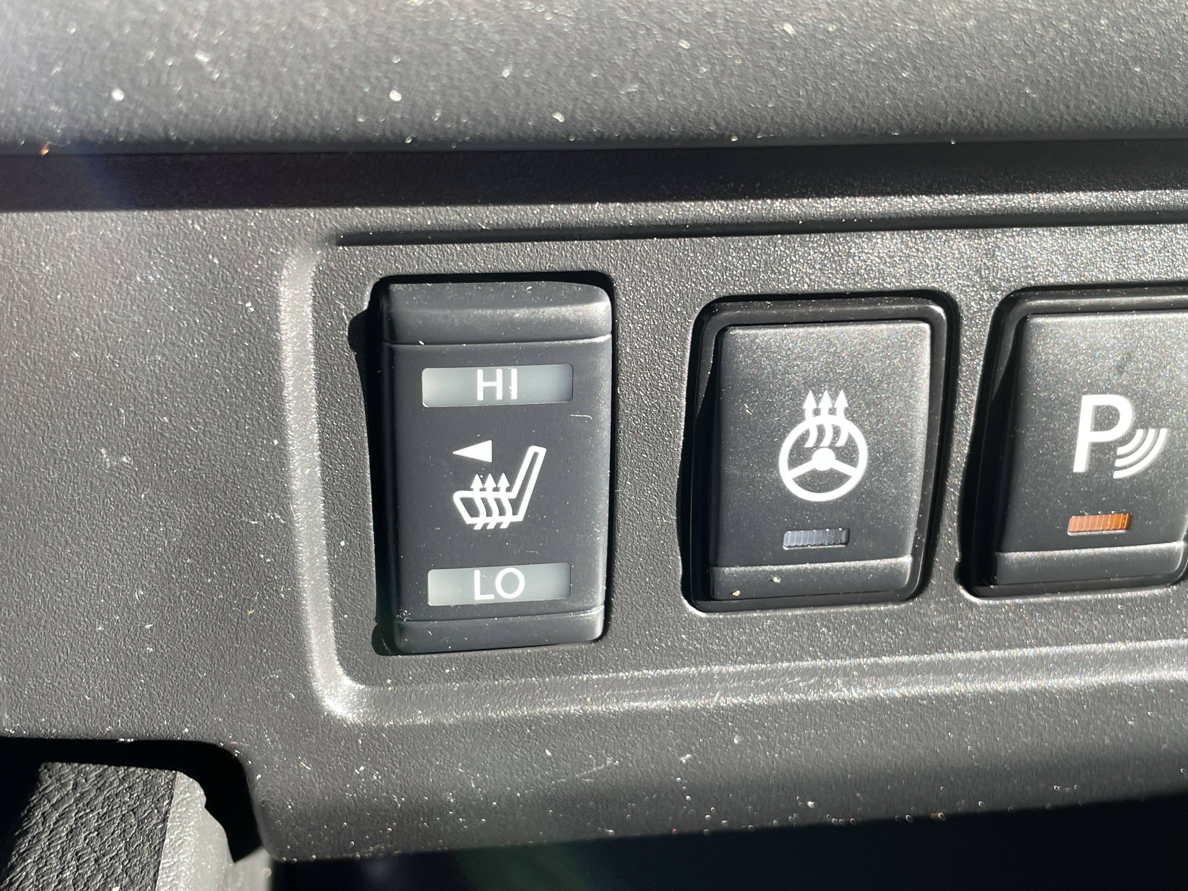 Used 2023 Nissan Frontier SV w/ Technology Package image 24