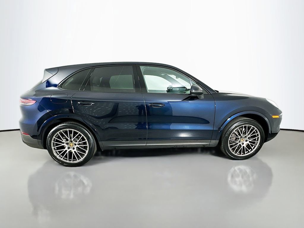 Certified 2023 Porsche Cayenne Platinum Edition AWD/4WD image 8