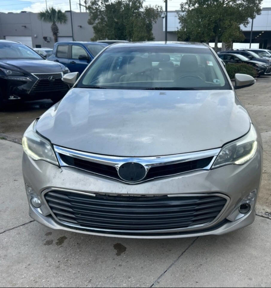 Used 2014 Toyota Avalon Limited FWD image 2
