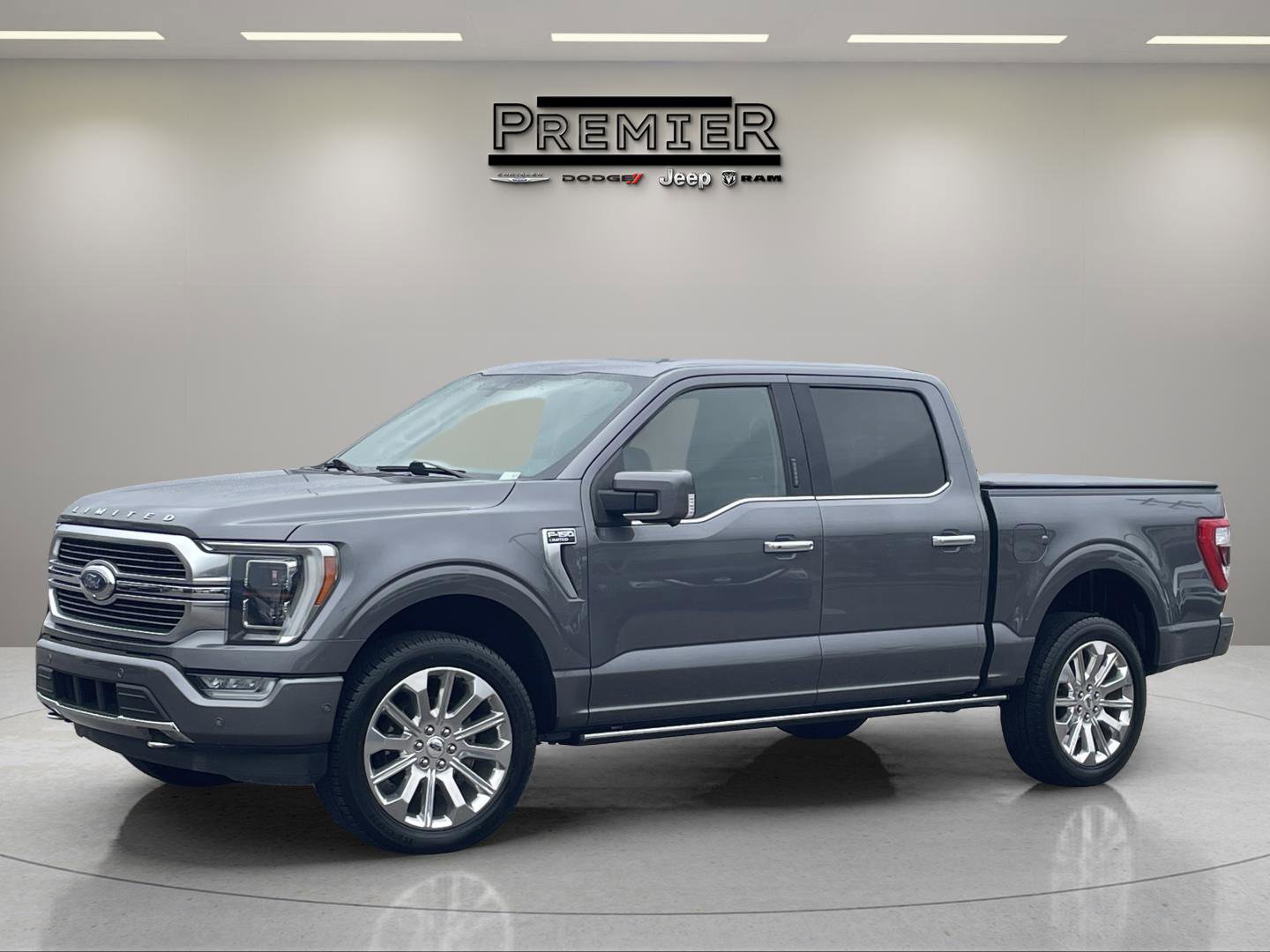 Used 2021 Ford F150 Limited image 1