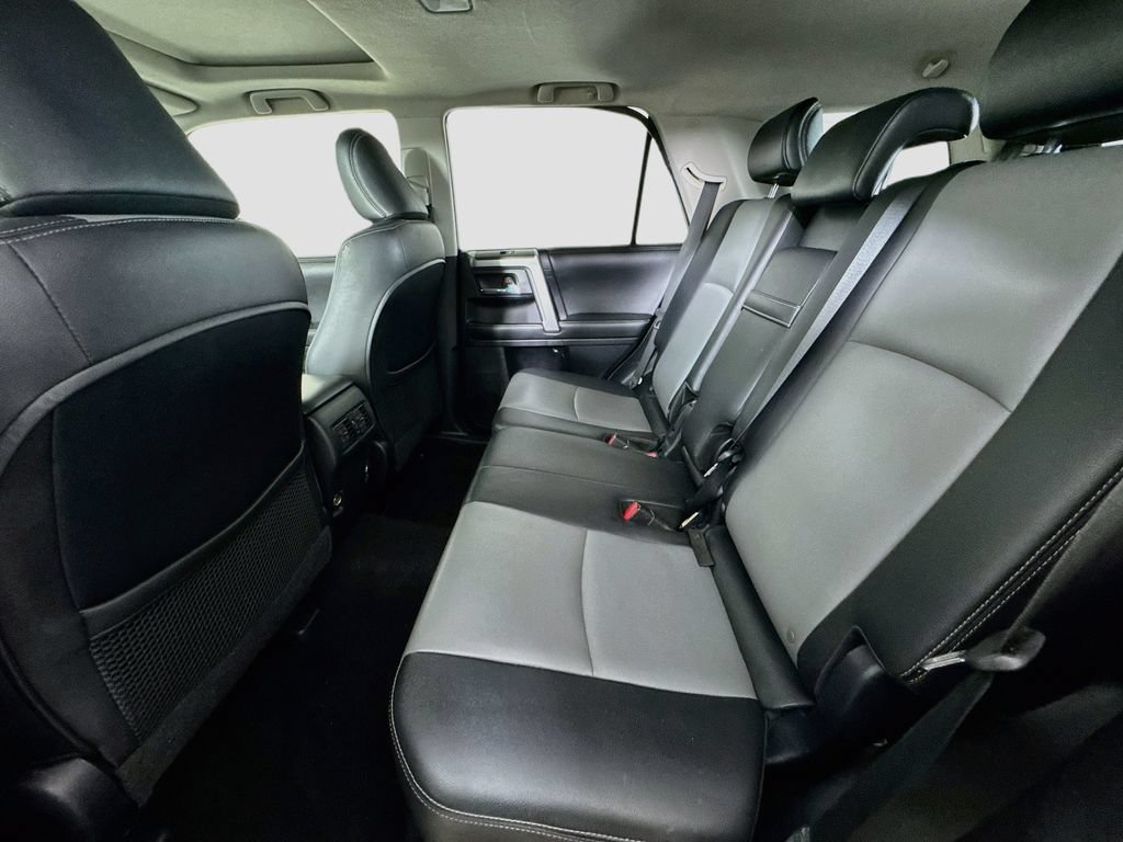 Used 2015 Toyota 4Runner SR5 Premium AWD/4WD image 27