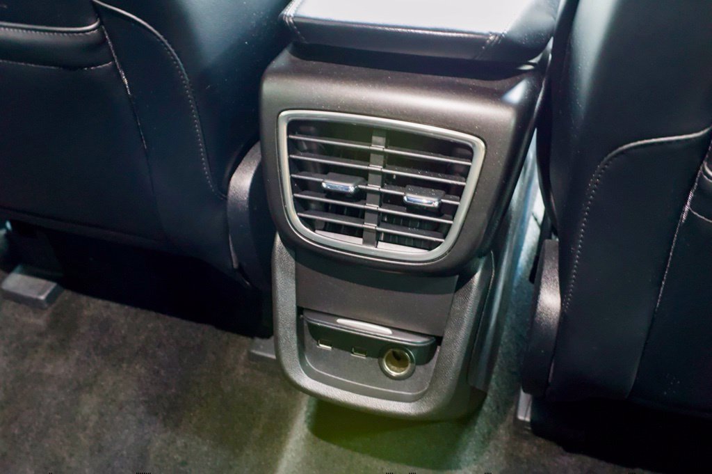 Used 2018 Lincoln MKX Select w/ Select Plus Package AWD/4WD image 44