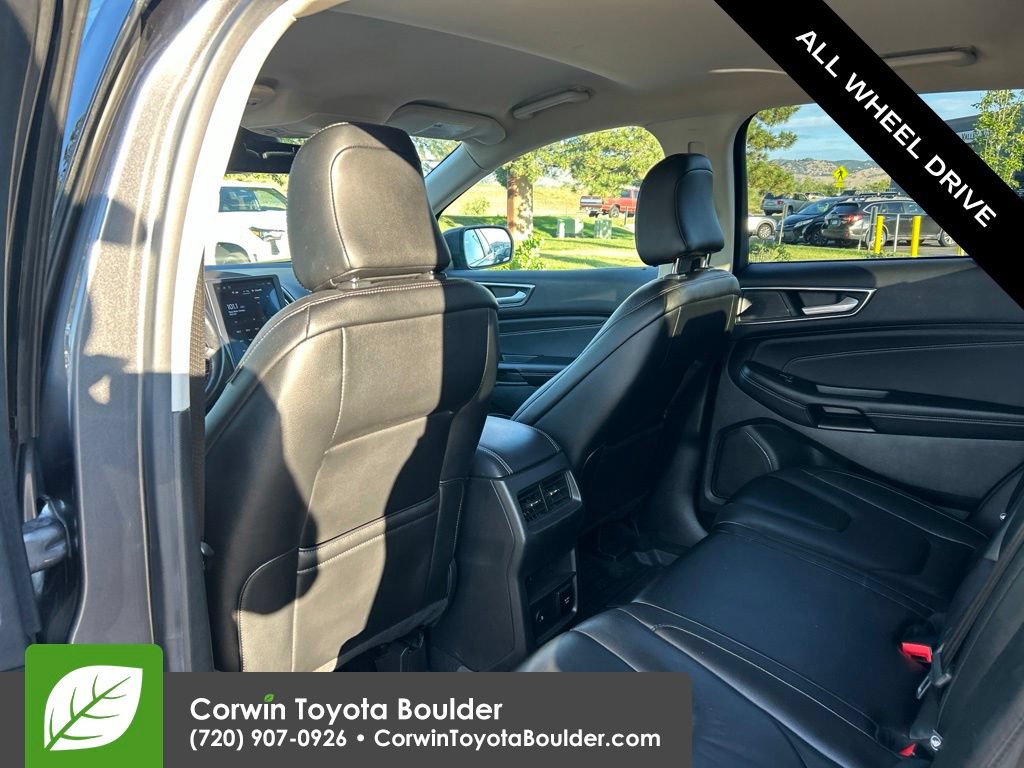 Used 2022 Ford Edge Titanium AWD/4WD image 19