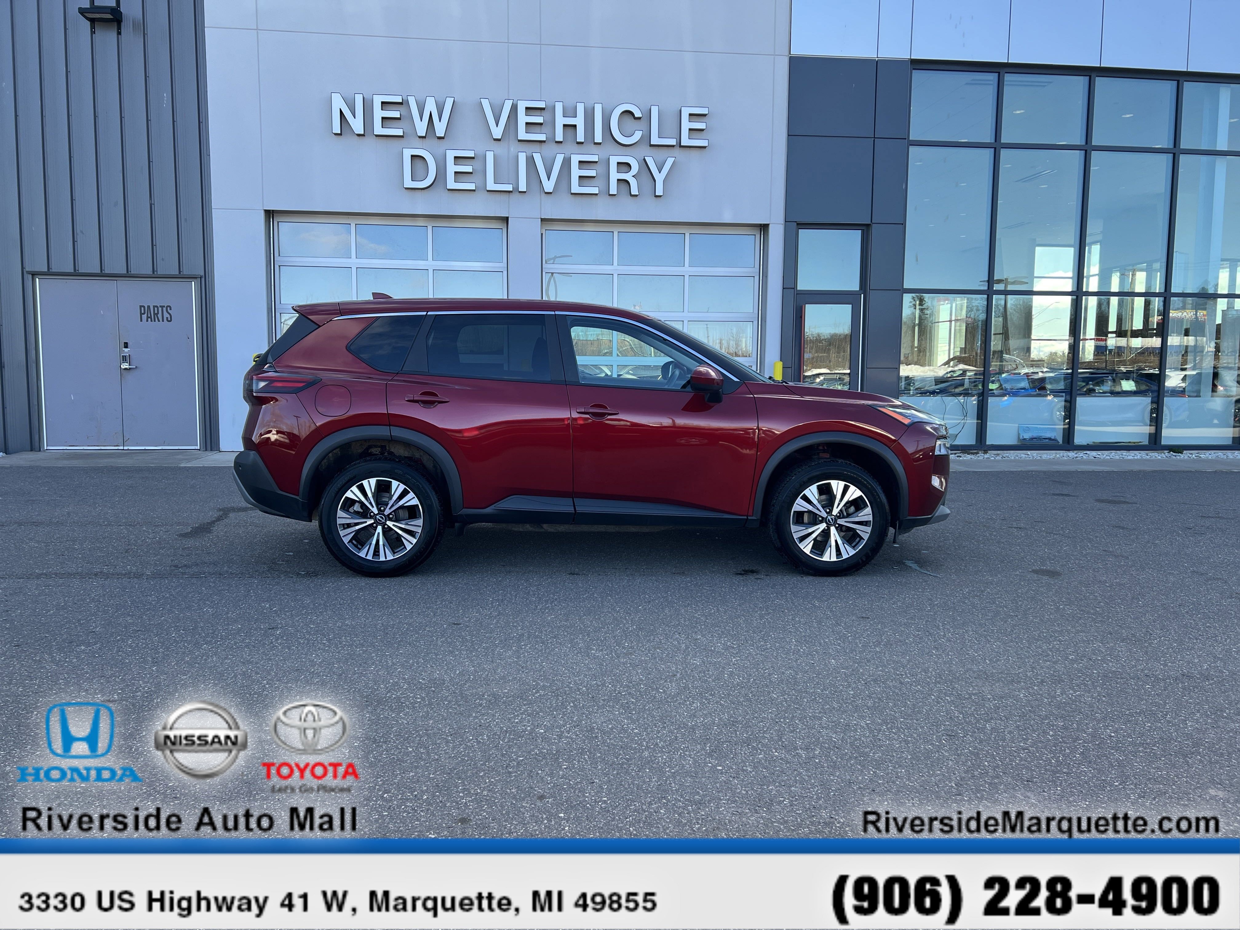 Used 2023 Nissan Rogue SV image 18