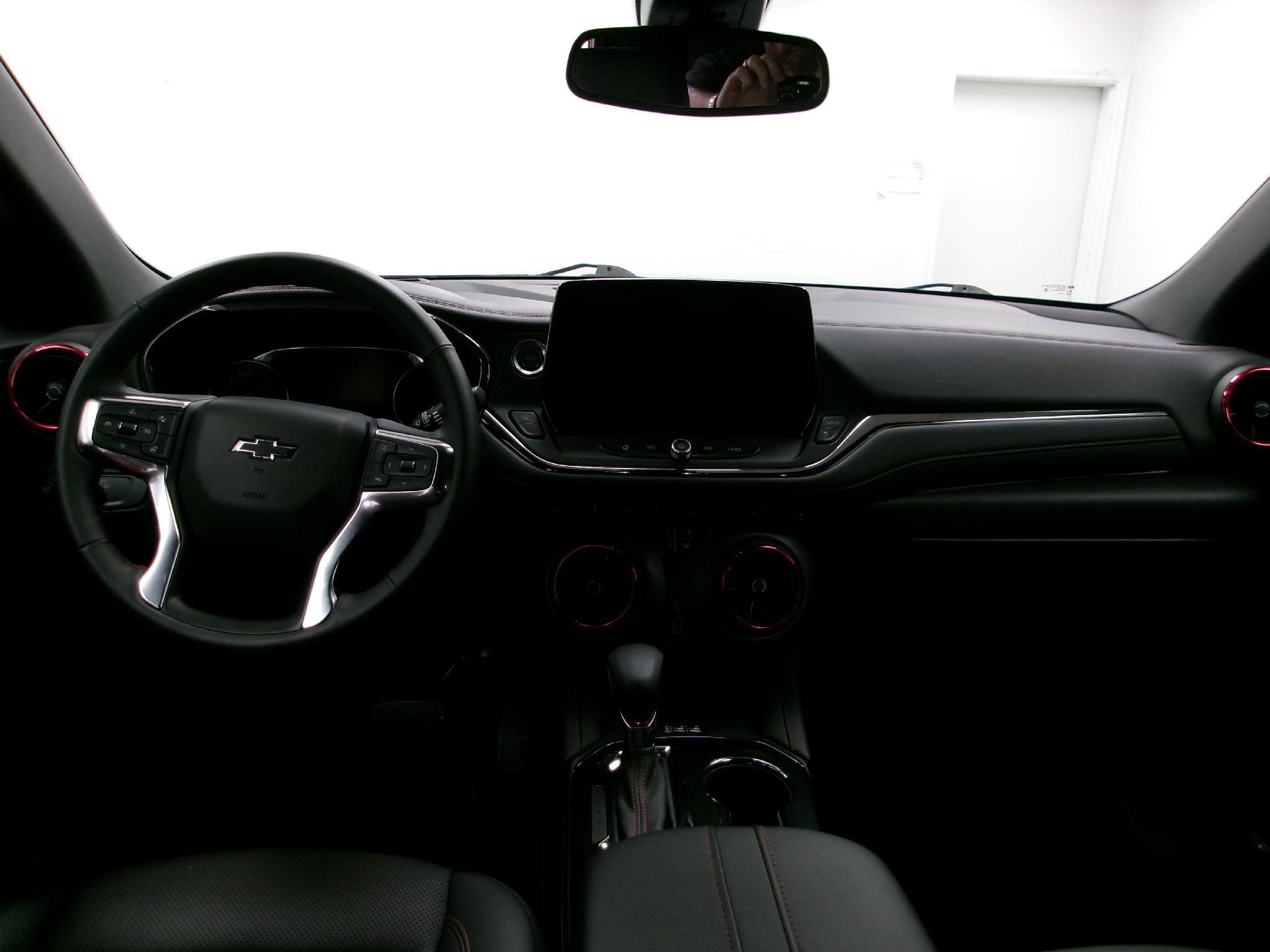 Used 2024 Chevrolet Blazer RS image 8