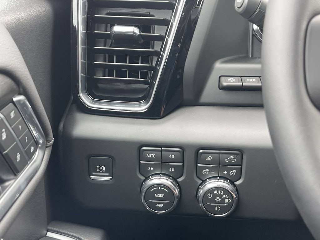 New 2026 GMC Sierra 1500 Denali AWD/4WD image 18