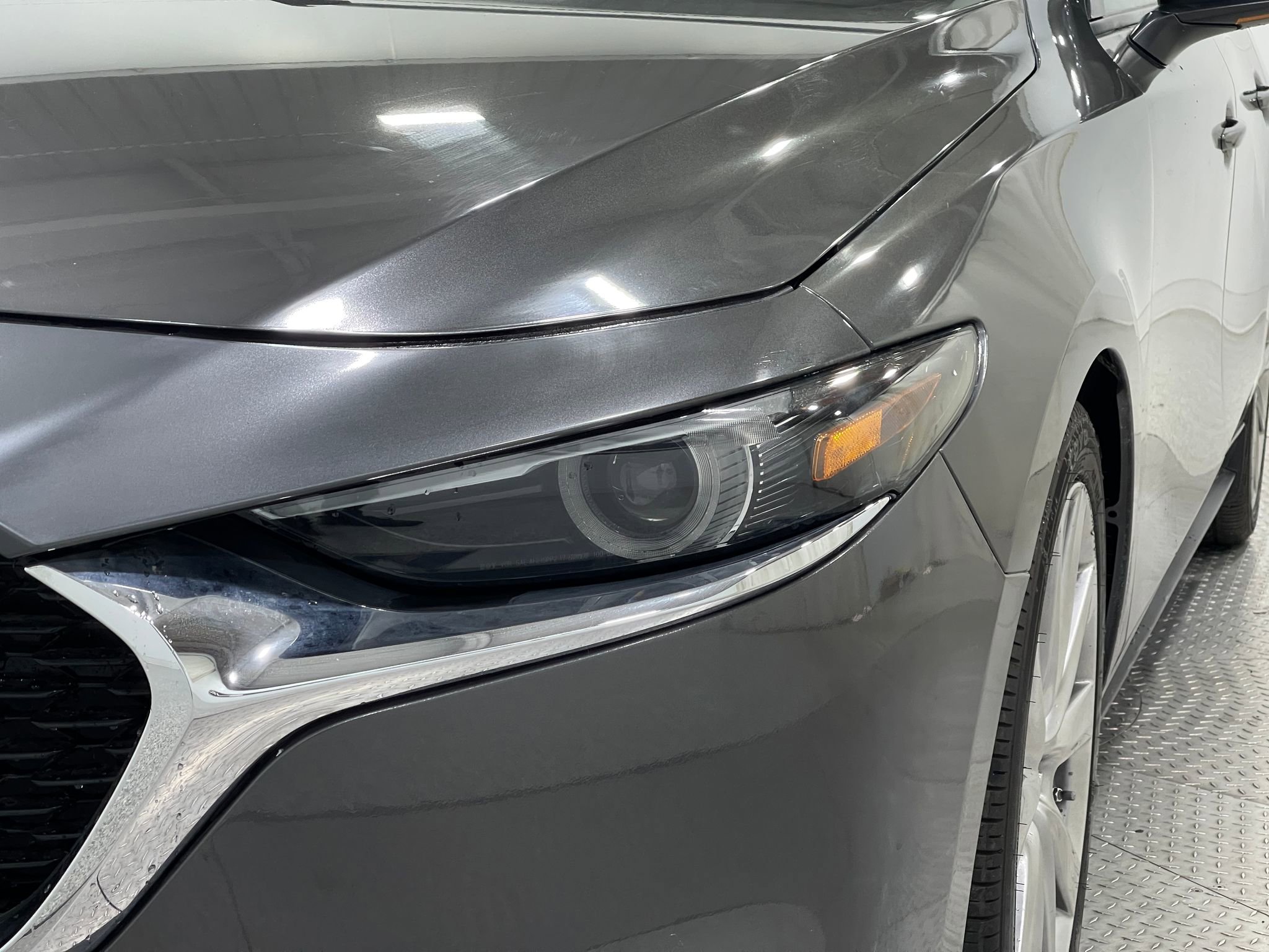 Used 2020 MAZDA MAZDA3 AWD Sedan w/ Premium Package image 33