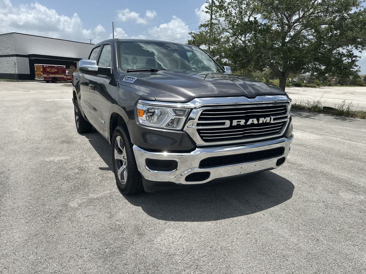 Used 2024 RAM 1500 Laramie RWD image 8