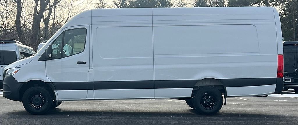 New 2025 Mercedes-Benz Sprinter 3500 image 3
