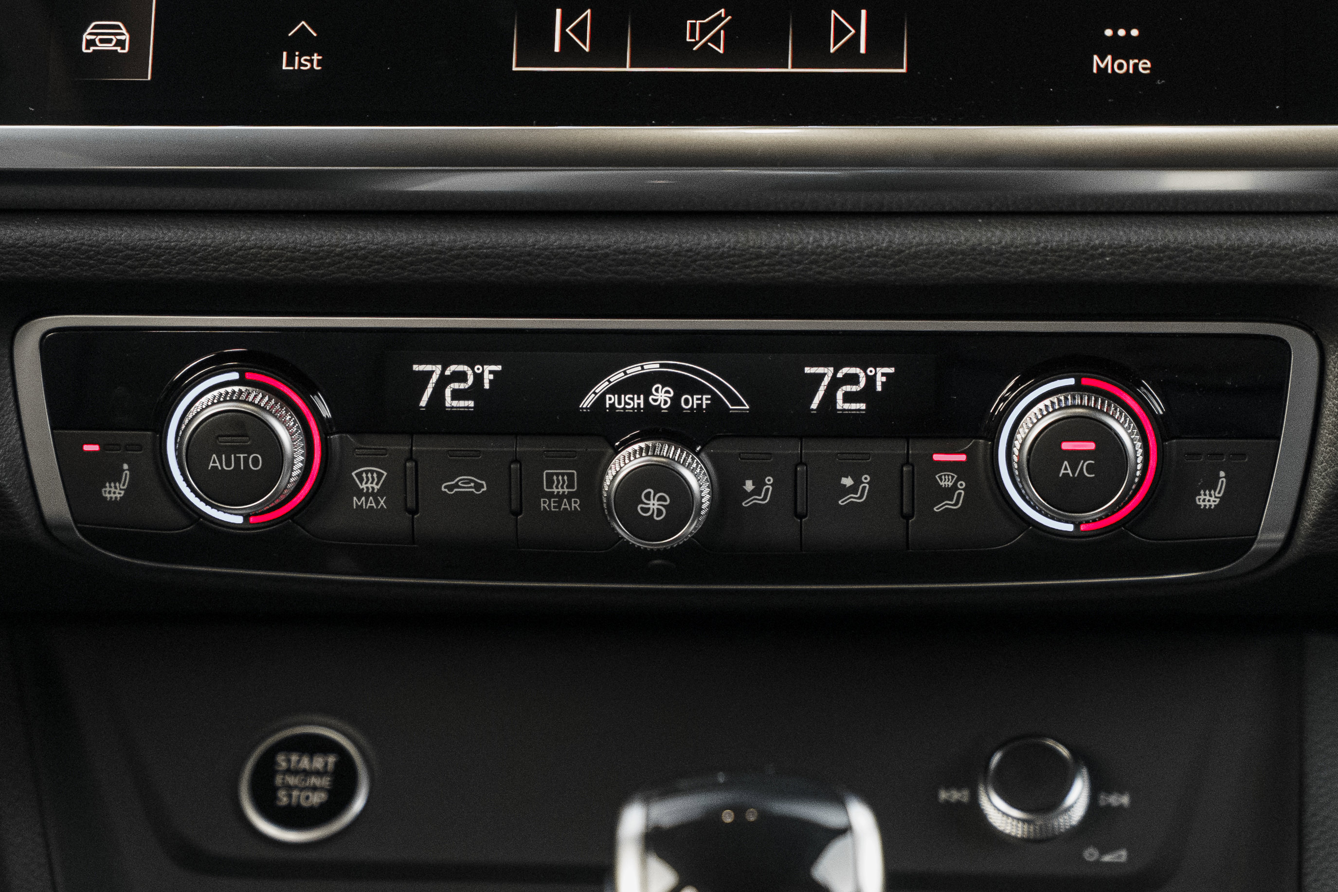 Certified 2025 Audi Q3 2.0T Premium w/ Convenience Package image 12