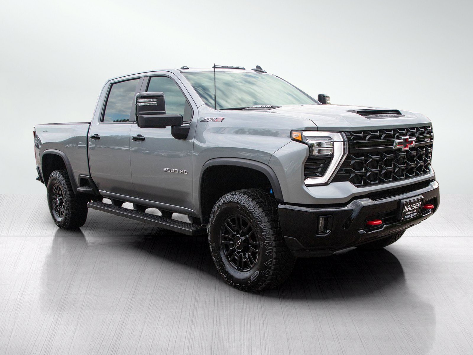Used 2024 Chevrolet Silverado 2500 ZR2 w/ Technology Package AWD/4WD image 7