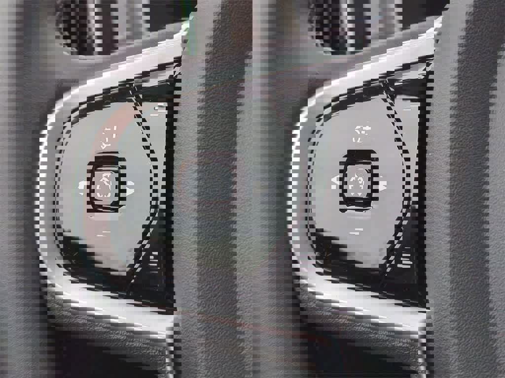 New 2026 Volvo V60 B5 Cross Country Ultra w/ Protection Package Premier image 25