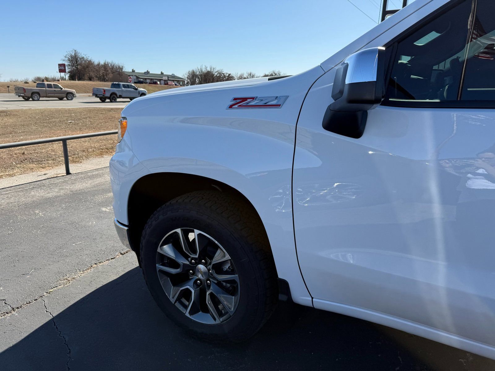 New 2025 Chevrolet Silverado 1500 LT image 9